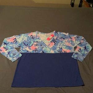 NWT Lilly Pulitzer v-neck Finn top